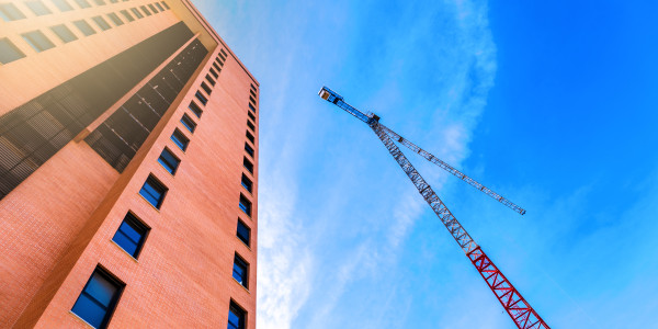 Informe de Evaluación de Edificios IEE en Barcelona · Inspección y Elaboración del IEE